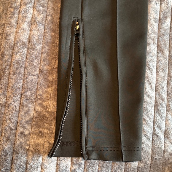 Pam & Gela Leopard Stripe Cigarette Pant - Picture 8 of 15